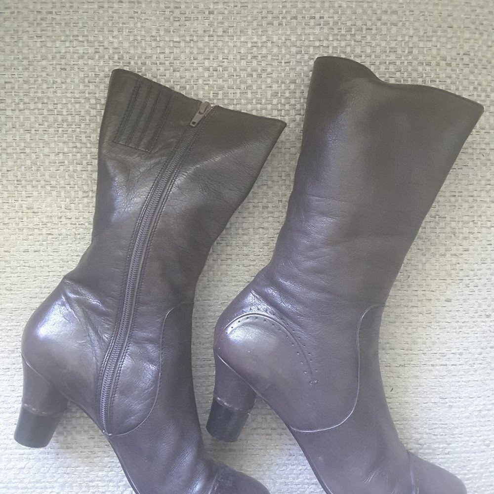 BIVIEL Brown leather Zippered Calf boots women's EU size 40